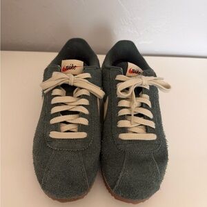 Nike Women’s Forest Green Sneakers